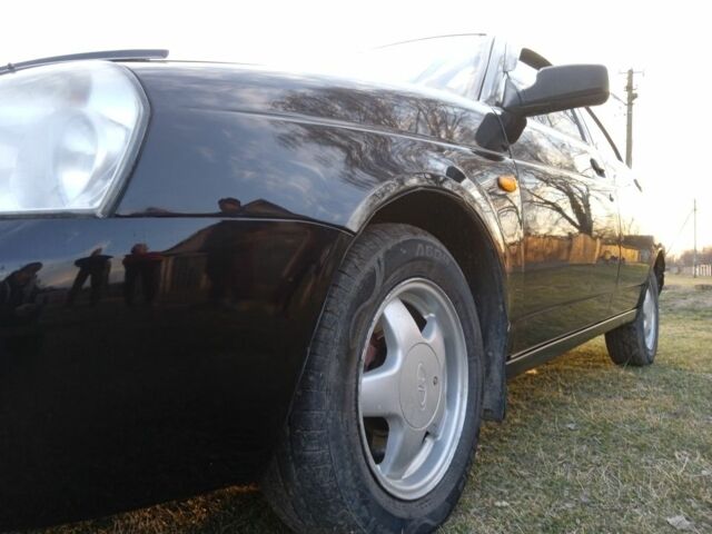 Черный ВАЗ 2170 Priora, объемом двигателя 1.6 л и пробегом 279 тыс. км за 2750 $, фото 5 на Automoto.ua