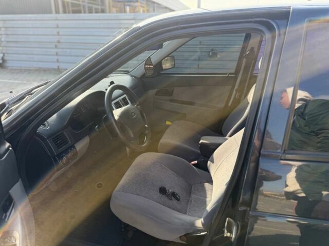 Черный ВАЗ 2170 Priora, объемом двигателя 1.6 л и пробегом 190 тыс. км за 2300 $, фото 10 на Automoto.ua