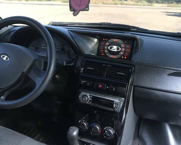 Черный ВАЗ 2170 Priora, объемом двигателя 1.6 л и пробегом 147 тыс. км за 3600 $, фото 15 на Automoto.ua
