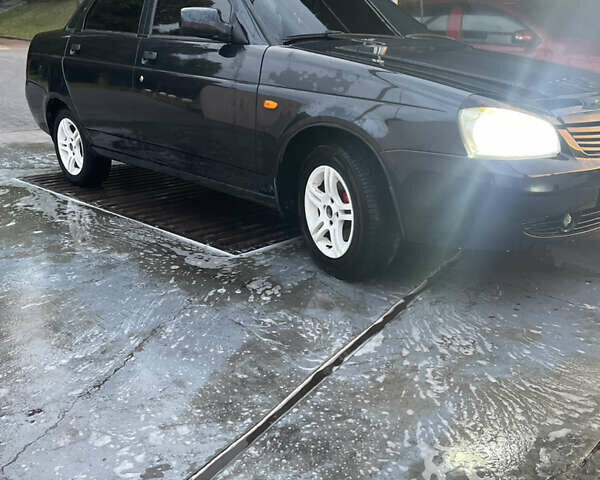 Черный ВАЗ 2170 Priora, объемом двигателя 1.6 л и пробегом 230 тыс. км за 2350 $, фото 1 на Automoto.ua