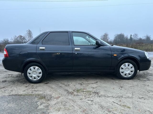 Черный ВАЗ 2170 Priora, объемом двигателя 1.6 л и пробегом 200 тыс. км за 2500 $, фото 5 на Automoto.ua