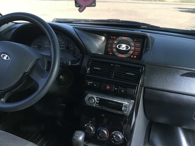 Черный ВАЗ 2170 Priora, объемом двигателя 1.6 л и пробегом 148 тыс. км за 3600 $, фото 12 на Automoto.ua