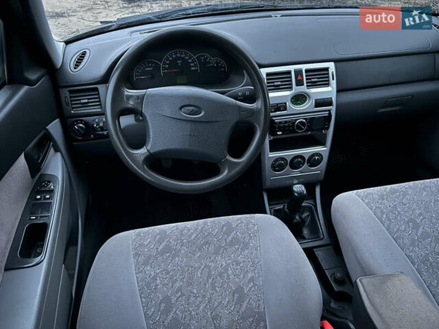 Черный ВАЗ 2170 Priora, объемом двигателя 1.6 л и пробегом 200 тыс. км за 2500 $, фото 13 на Automoto.ua