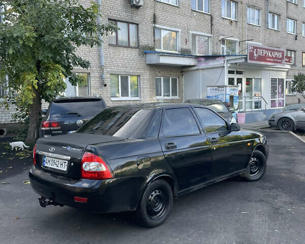 Черный ВАЗ 2170 Priora, объемом двигателя 1.6 л и пробегом 230 тыс. км за 1699 $, фото 4 на Automoto.ua