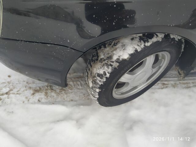 Чорний ВАЗ 2170 Priora, об'ємом двигуна 1.6 л та пробігом 143 тис. км за 1900 $, фото 4 на Automoto.ua