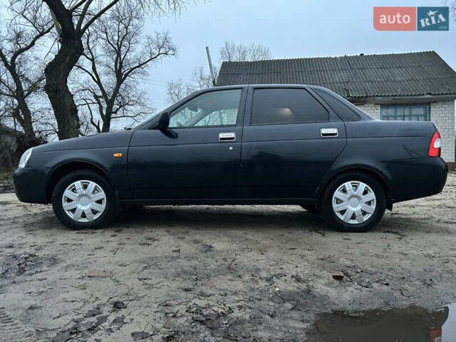 Черный ВАЗ 2170 Priora, объемом двигателя 1.6 л и пробегом 200 тыс. км за 2500 $, фото 5 на Automoto.ua
