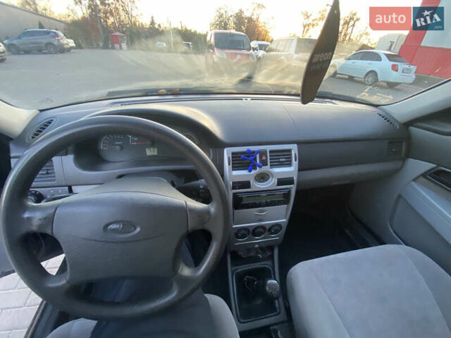 ВАЗ 2170 Priora 2007 у Монастырище на Automoto.ua Чорний ВАЗ 2170 Priora, об'ємом двигуна 1.6 л та пробігом 106 тис. км за 3200 $, фото 24 на Automoto.ua