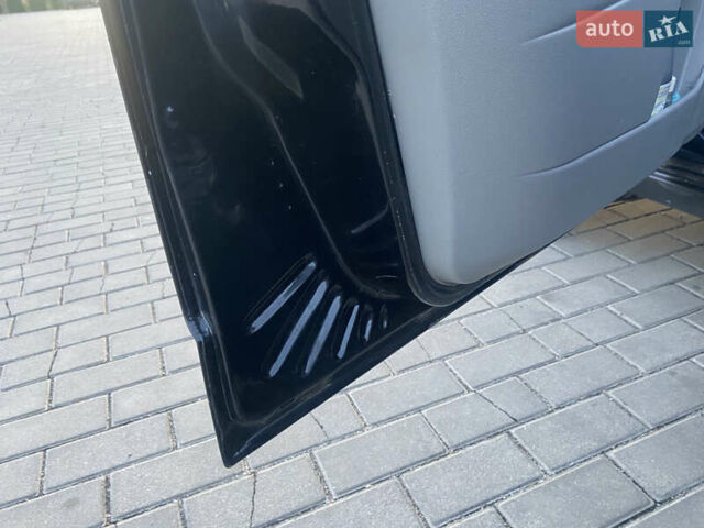 ВАЗ 2170 Priora 2007 у Монастырище на Automoto.ua Чорний ВАЗ 2170 Priora, об'ємом двигуна 1.6 л та пробігом 106 тис. км за 3200 $, фото 28 на Automoto.ua