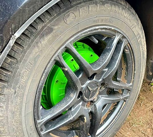 Черный ВАЗ 2170 Priora, объемом двигателя 1.6 л и пробегом 280 тыс. км за 3000 $, фото 6 на Automoto.ua