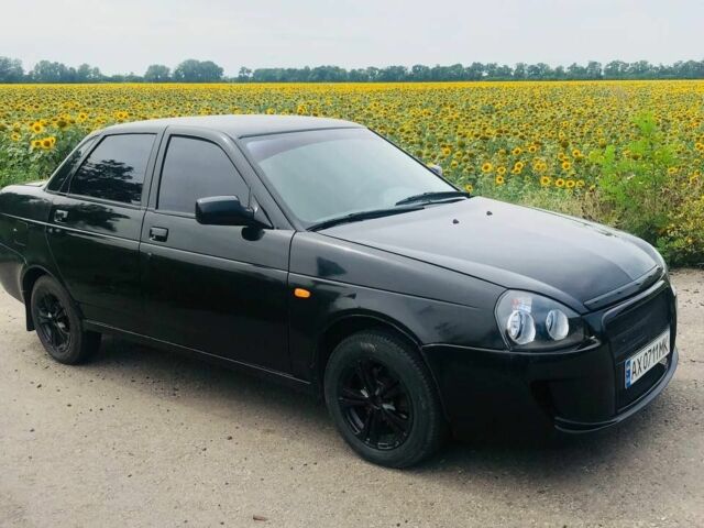 Черный ВАЗ 2170 Priora, объемом двигателя 1.6 л и пробегом 300 тыс. км за 2600 $, фото 2 на Automoto.ua