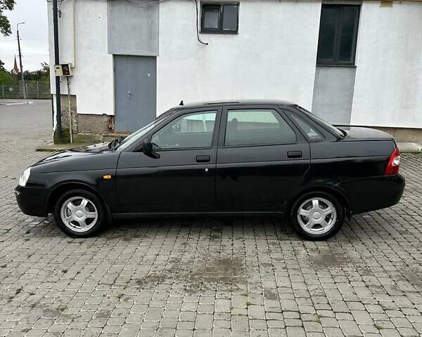 Черный ВАЗ 2170 Priora, объемом двигателя 1.6 л и пробегом 85 тыс. км за 2799 $, фото 4 на Automoto.ua