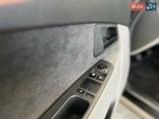 Черный ВАЗ 2170 Priora, объемом двигателя 1.6 л и пробегом 176 тыс. км за 3799 $, фото 8 на Automoto.ua