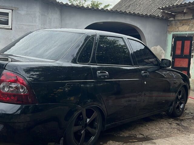 Черный ВАЗ 2170 Priora, объемом двигателя 1.6 л и пробегом 180 тыс. км за 2000 $, фото 7 на Automoto.ua