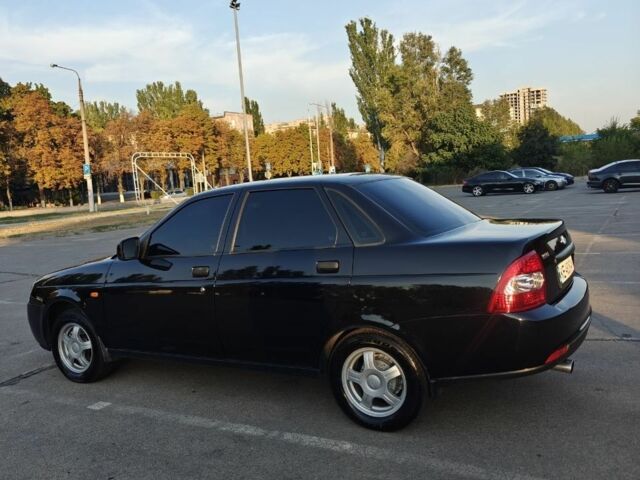 Черный ВАЗ 2170 Priora, объемом двигателя 1.6 л и пробегом 69 тыс. км за 4050 $, фото 3 на Automoto.ua