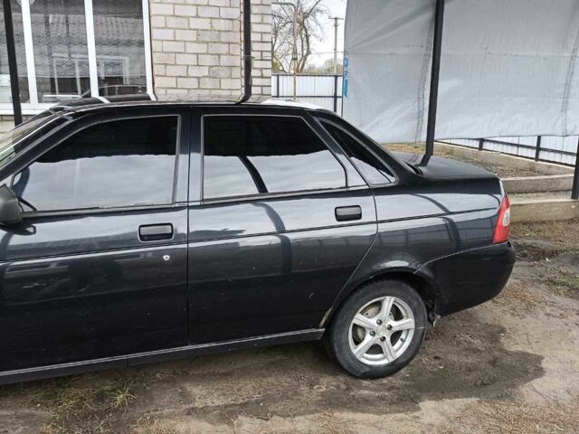 ВАЗ 2170 Priora 2008 в Новомосковске на Automoto.ua Черный ВАЗ 2170 Priora, объемом двигателя 0 л и пробегом 343 тыс. км за 3000 $, фото 1 на Automoto.ua