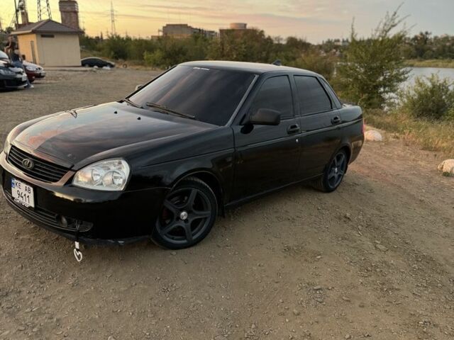 Чорний ВАЗ 2170 Priora, об'ємом двигуна 1.6 л та пробігом 351 тис. км за 2800 $, фото 3 на Automoto.ua