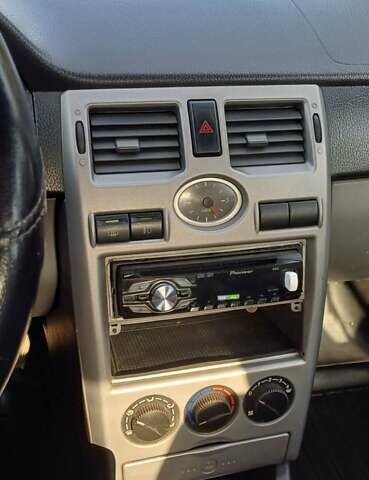 Черный ВАЗ 2170 Priora, объемом двигателя 1.6 л и пробегом 268 тыс. км за 2100 $, фото 13 на Automoto.ua