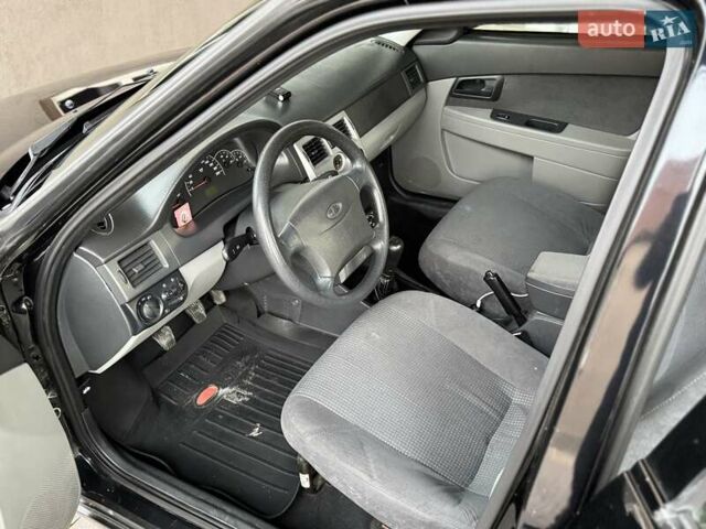 Чорний ВАЗ 2170 Priora, об'ємом двигуна 1.6 л та пробігом 31 тис. км за 3500 $, фото 7 на Automoto.ua