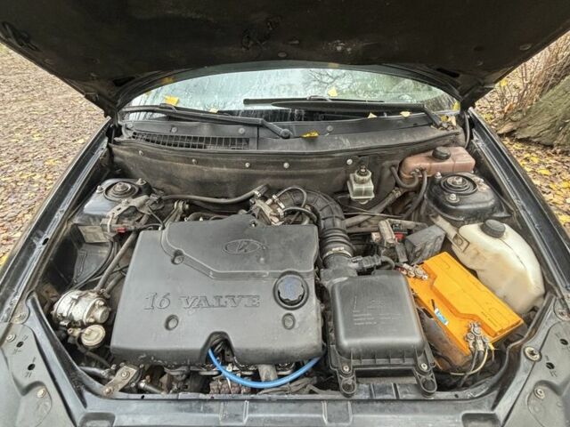 Черный ВАЗ 2170 Priora, объемом двигателя 1.6 л и пробегом 232 тыс. км за 1900 $, фото 7 на Automoto.ua