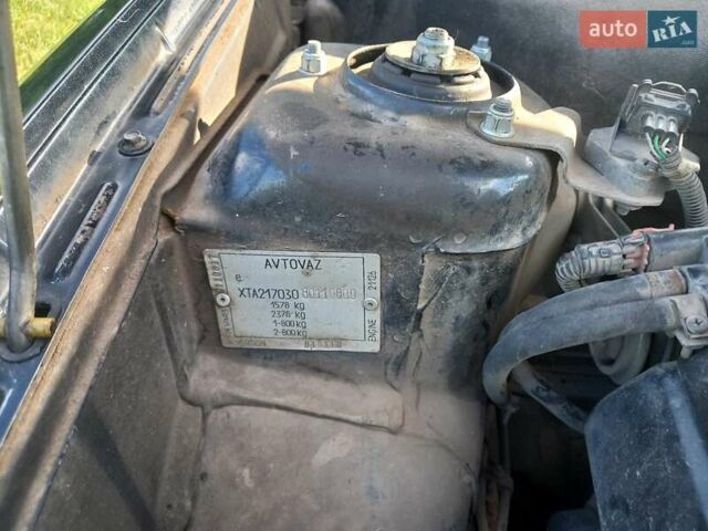 Черный ВАЗ 2170 Priora, объемом двигателя 1.6 л и пробегом 170 тыс. км за 2750 $, фото 3 на Automoto.ua