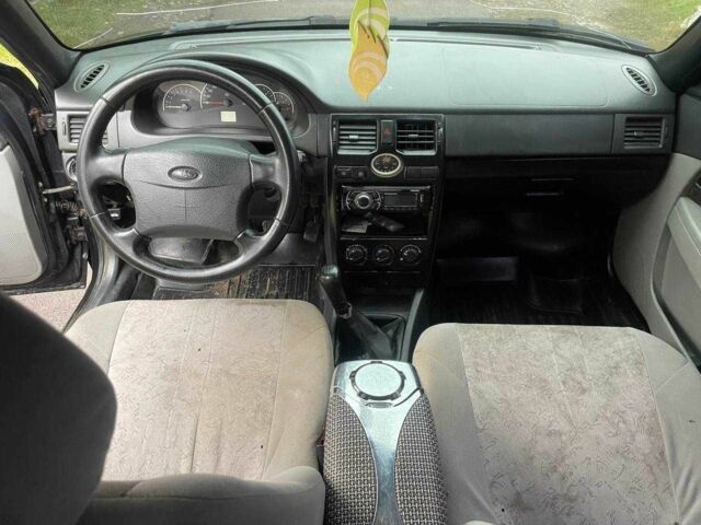 Черный ВАЗ 2170 Priora, объемом двигателя 1.6 л и пробегом 1 тыс. км за 1500 $, фото 5 на Automoto.ua