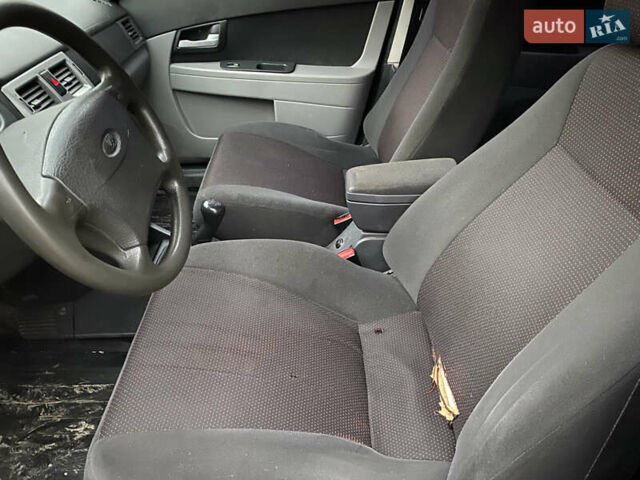 Черный ВАЗ 2170 Priora, объемом двигателя 1.6 л и пробегом 153 тыс. км за 2200 $, фото 8 на Automoto.ua