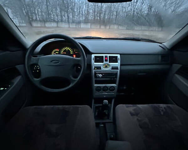 Чорний ВАЗ 2170 Priora, об'ємом двигуна 1.6 л та пробігом 232 тис. км за 2499 $, фото 6 на Automoto.ua