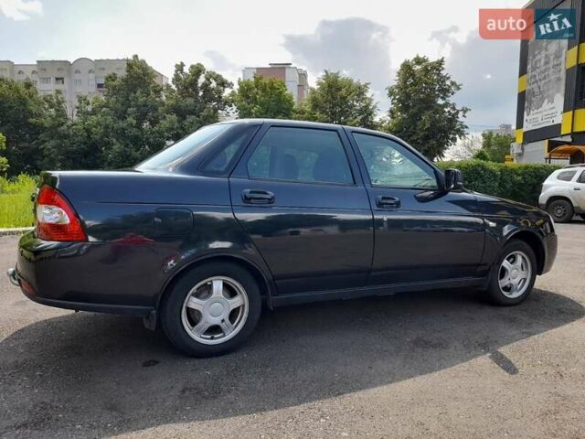 Черный ВАЗ 2170 Priora, объемом двигателя 1.6 л и пробегом 218 тыс. км за 3000 $, фото 4 на Automoto.ua