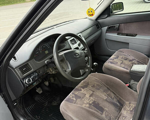 Черный ВАЗ 2170 Priora, объемом двигателя 1.6 л и пробегом 262 тыс. км за 1250 $, фото 16 на Automoto.ua