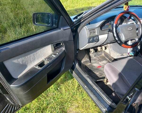 Черный ВАЗ 2170 Priora, объемом двигателя 1.6 л и пробегом 170 тыс. км за 2750 $, фото 9 на Automoto.ua
