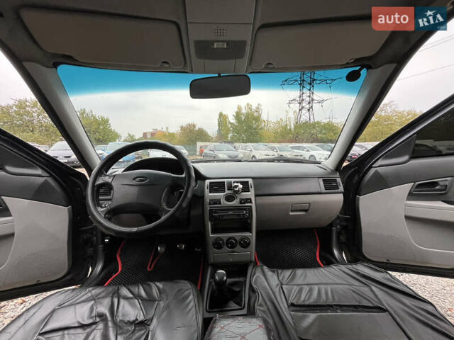 Чорний ВАЗ 2170 Priora, об'ємом двигуна 1.6 л та пробігом 250 тис. км за 2600 $, фото 13 на Automoto.ua