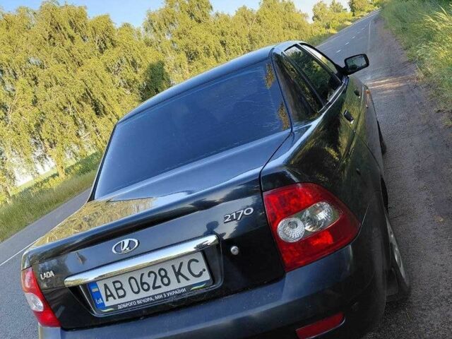 Черный ВАЗ 2170 Priora, объемом двигателя 1.6 л и пробегом 213 тыс. км за 2000 $, фото 1 на Automoto.ua