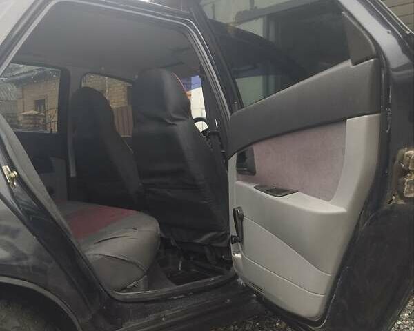 Черный ВАЗ 2170 Priora, объемом двигателя 1.6 л и пробегом 161 тыс. км за 2000 $, фото 4 на Automoto.ua