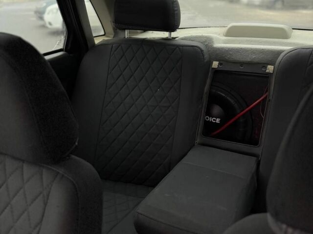 Чорний ВАЗ 2170 Priora, об'ємом двигуна 1.6 л та пробігом 170 тис. км за 3500 $, фото 5 на Automoto.ua