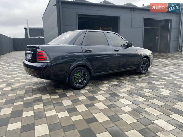 Черный ВАЗ 2170 Priora, объемом двигателя 1.6 л и пробегом 168 тыс. км за 3000 $, фото 3 на Automoto.ua