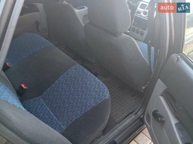 Черный ВАЗ 2170 Priora, объемом двигателя 1.6 л и пробегом 180 тыс. км за 3100 $, фото 13 на Automoto.ua