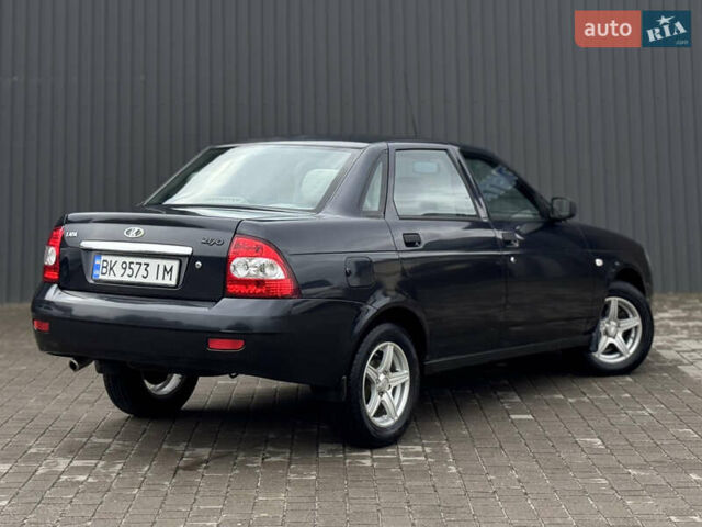 Черный ВАЗ 2170 Priora, объемом двигателя 1.6 л и пробегом 170 тыс. км за 2500 $, фото 5 на Automoto.ua