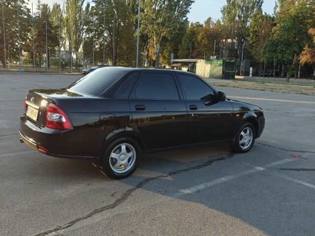 Черный ВАЗ 2170 Priora, объемом двигателя 1.6 л и пробегом 69 тыс. км за 4050 $, фото 2 на Automoto.ua