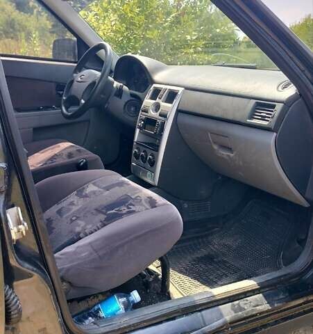 Черный ВАЗ 2170 Priora, объемом двигателя 1.6 л и пробегом 173 тыс. км за 1300 $, фото 5 на Automoto.ua