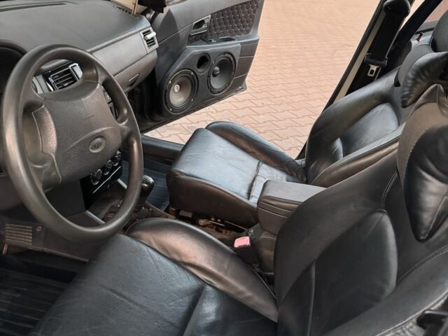 Чорний ВАЗ 2170 Priora, об'ємом двигуна 1.6 л та пробігом 351 тис. км за 2800 $, фото 10 на Automoto.ua