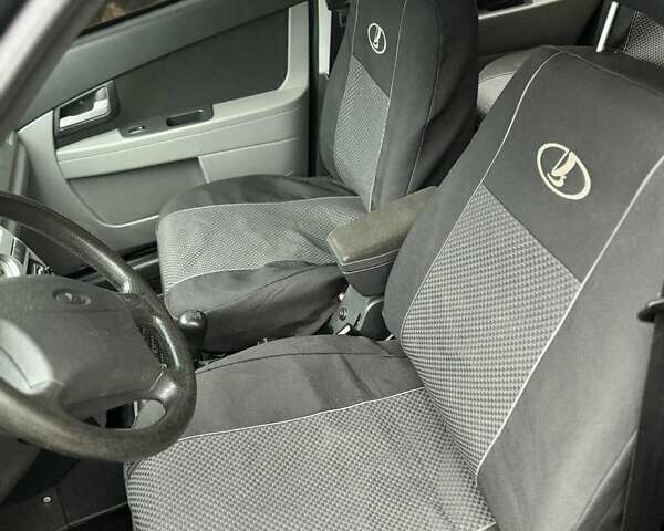 Чорний ВАЗ 2170 Priora, об'ємом двигуна 1.6 л та пробігом 78 тис. км за 2500 $, фото 3 на Automoto.ua