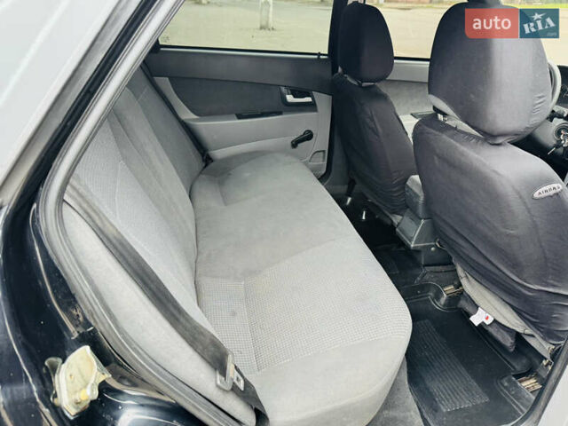 Чорний ВАЗ 2170 Priora, об'ємом двигуна 1.6 л та пробігом 144 тис. км за 3100 $, фото 3 на Automoto.ua
