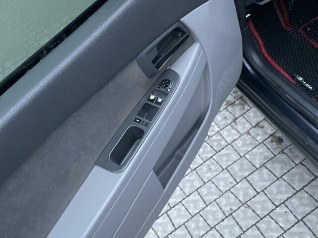 Чорний ВАЗ 2170 Priora, об'ємом двигуна 1.6 л та пробігом 286 тис. км за 2500 $, фото 7 на Automoto.ua