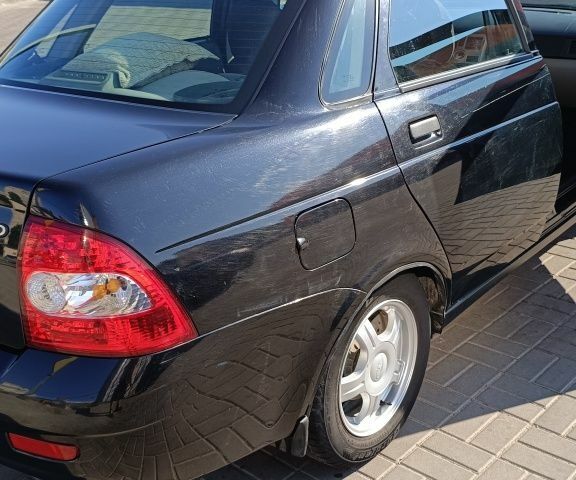 Черный ВАЗ 2170 Priora, объемом двигателя 1.6 л и пробегом 72 тыс. км за 3200 $, фото 3 на Automoto.ua