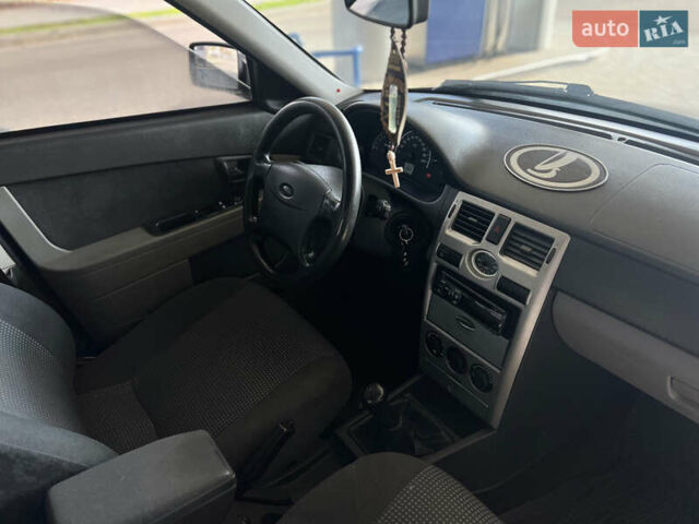 Черный ВАЗ 2170 Priora, объемом двигателя 1.6 л и пробегом 176 тыс. км за 3799 $, фото 13 на Automoto.ua