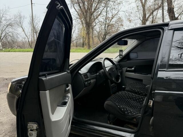 Чорний ВАЗ 2170 Priora, об'ємом двигуна 1.6 л та пробігом 227 тис. км за 1950 $, фото 8 на Automoto.ua