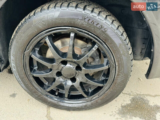 Чорний ВАЗ 2170 Priora, об'ємом двигуна 1.6 л та пробігом 144 тис. км за 3100 $, фото 1 на Automoto.ua