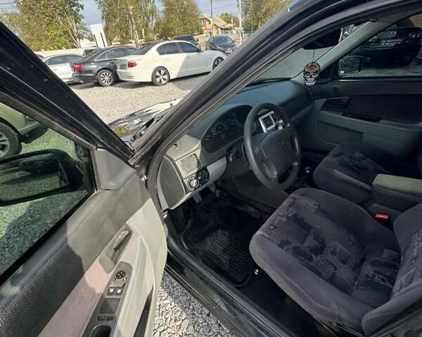 Черный ВАЗ 2170 Priora, объемом двигателя 1.6 л и пробегом 143 тыс. км за 4100 $, фото 8 на Automoto.ua