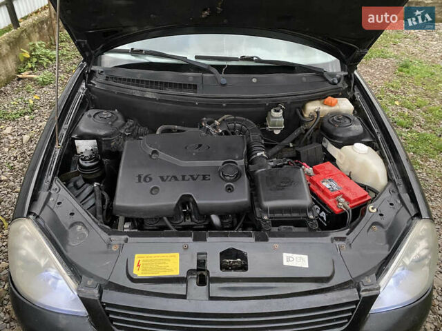 Черный ВАЗ 2170 Priora, объемом двигателя 1.6 л и пробегом 153 тыс. км за 2200 $, фото 4 на Automoto.ua