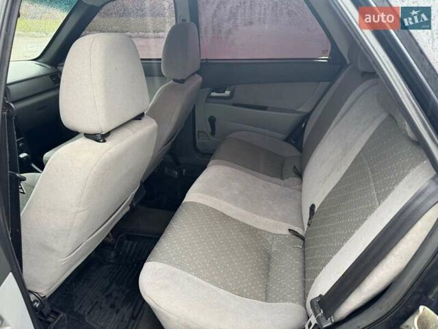 Черный ВАЗ 2170 Priora, объемом двигателя 1.6 л и пробегом 200 тыс. км за 1950 $, фото 4 на Automoto.ua